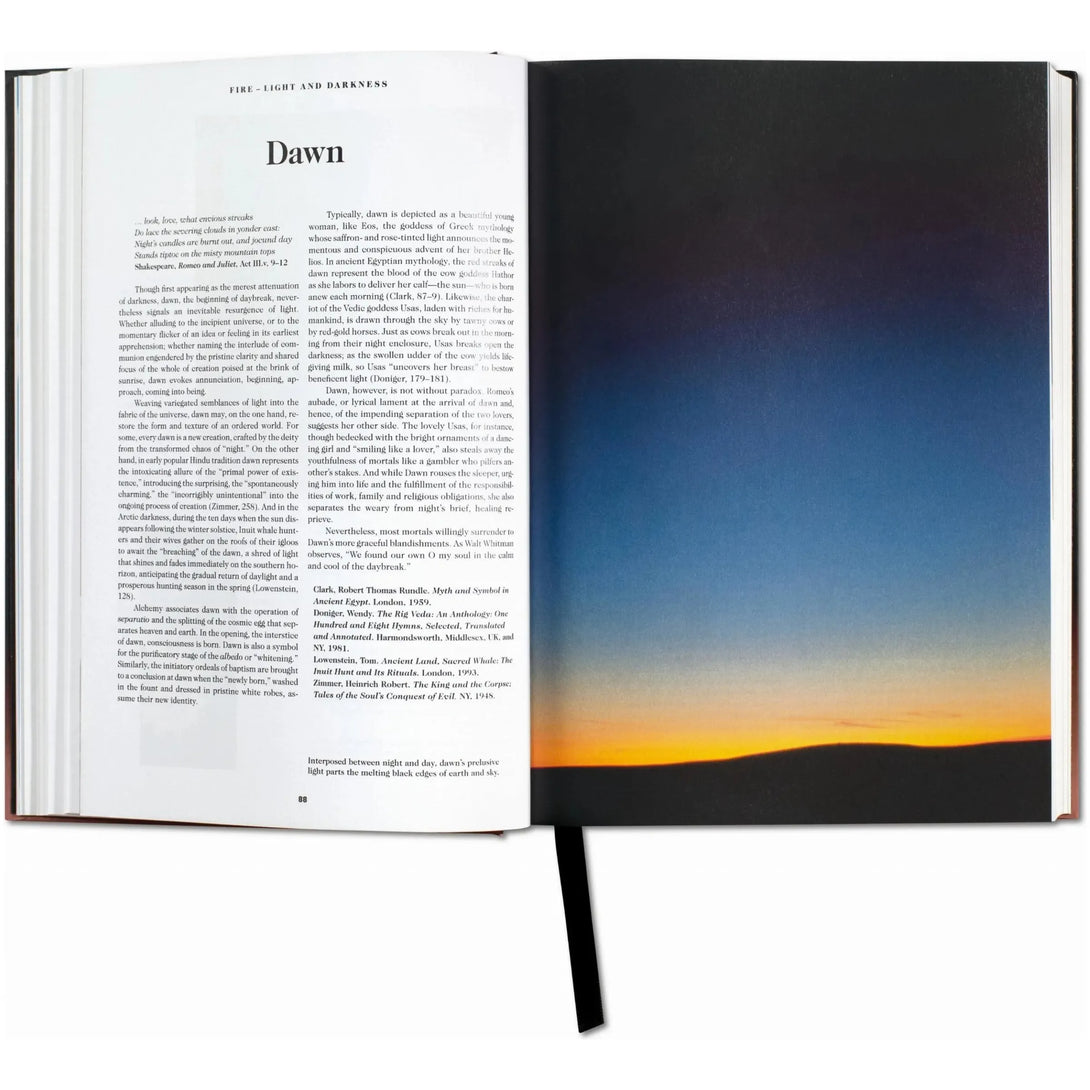 Book of Symbols. Reflections on Archetypal Images - The Missing Piece Company
