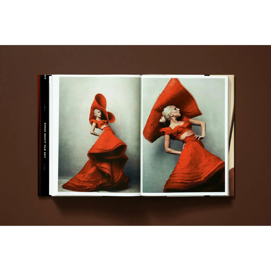 Annie Leibovitz - The Missing Piece Company