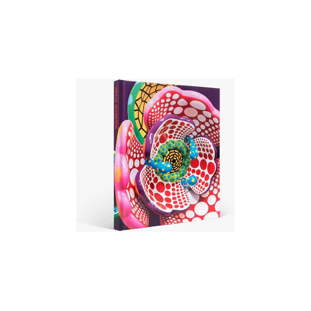 Yayoi Kusama: I Spend Each Day Embracing Flowers - The Missing Piece Company