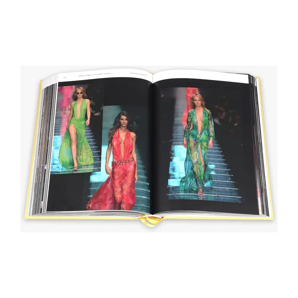 Versace Catwalk: The Complete Collections - The Missing Piece Company