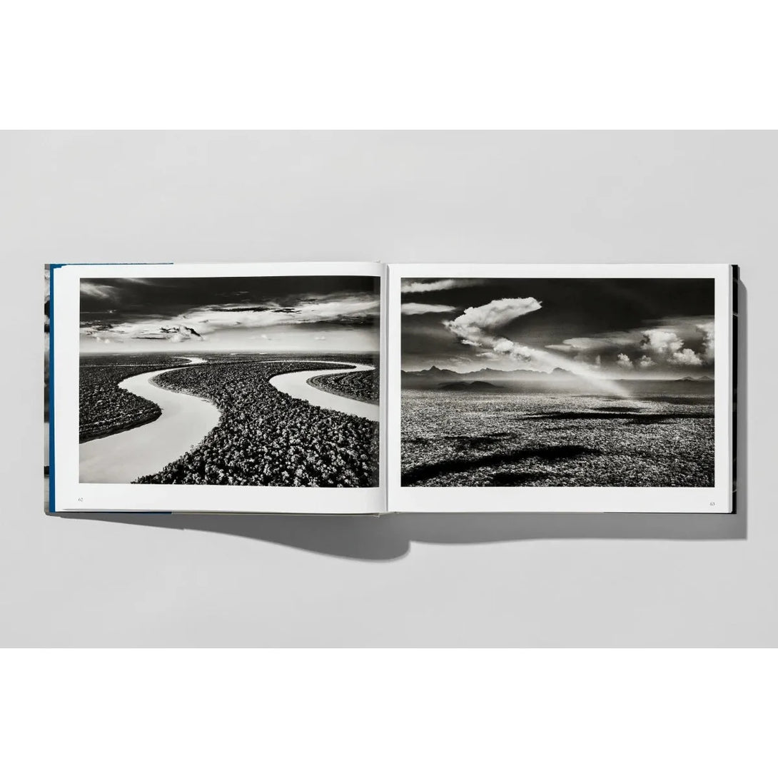 Sebastião Salgado. Amazônia - The Missing Piece Company